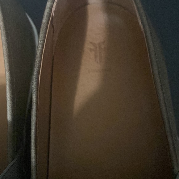 FRYE Women’s Dylan Slip On - Picture 13 of 13